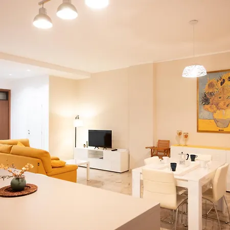 شقة Casa Giulia - Modern 2br - 2 Baths - Ac & Wifi *