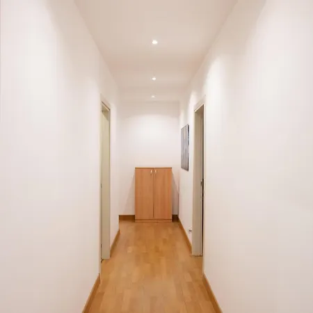 Casa Giulia - Modern 2br - 2 Baths - Ac & Wifi شقة بيسكارا