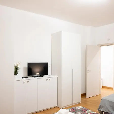 Casa Giulia - Modern 2br - 2 Baths - Ac & Wifi بيسكارا