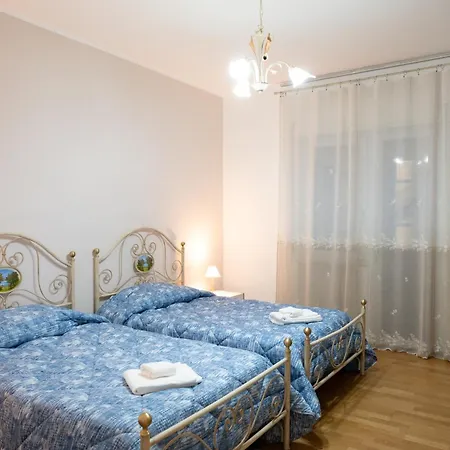 Casa Giulia - Modern 2br - 2 Baths - Ac & Wifi Διαμέρισμα Πεσκάρα