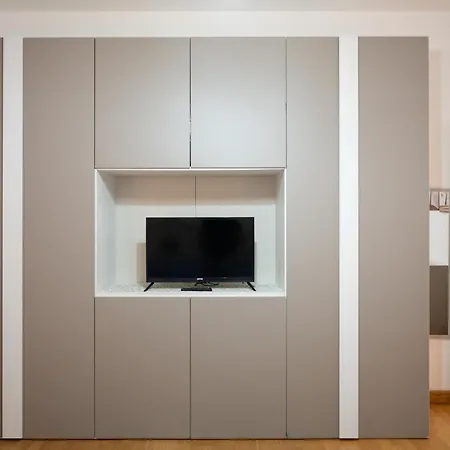 Casa Giulia - Modern 2br - 2 Baths - Ac & Wifi アパート