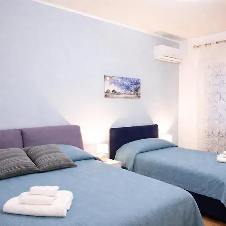 Casa Giulia - Modern 2br - 2 Baths - Ac & Wifi アパート ペスカーラ